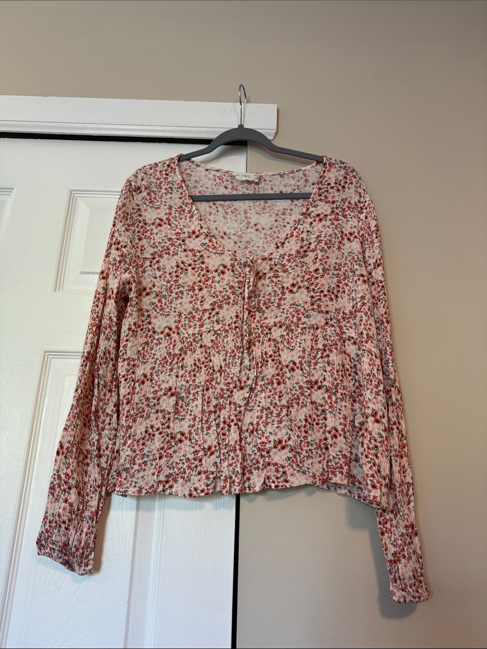 Pink Rose Pink and Cream Floral Tie-Front Blouse